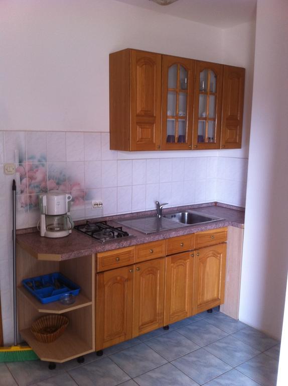 Apartments Villa Cherry Novalja Ruang foto