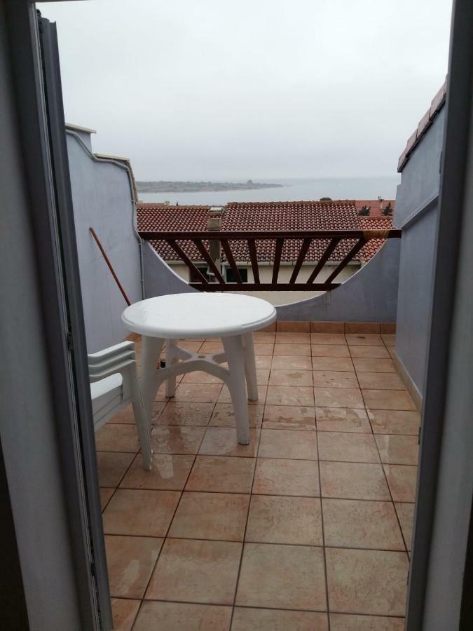 Apartments Villa Cherry Novalja Bagian luar foto
