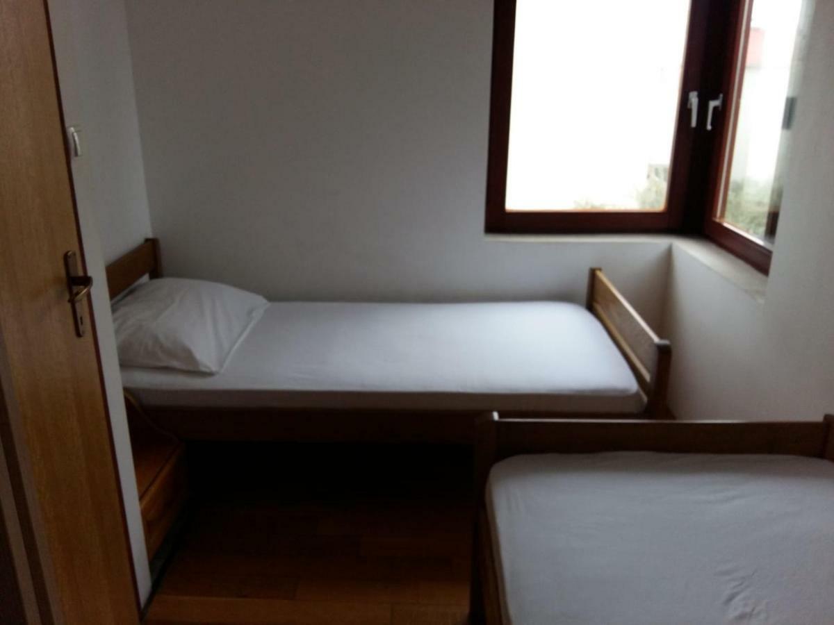 Apartments Villa Cherry Novalja Bagian luar foto