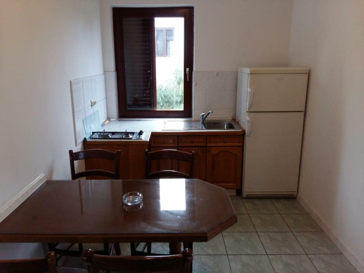 Apartments Villa Cherry Novalja Bagian luar foto