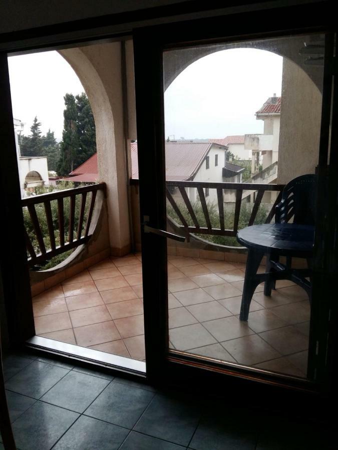 Apartments Villa Cherry Novalja Bagian luar foto