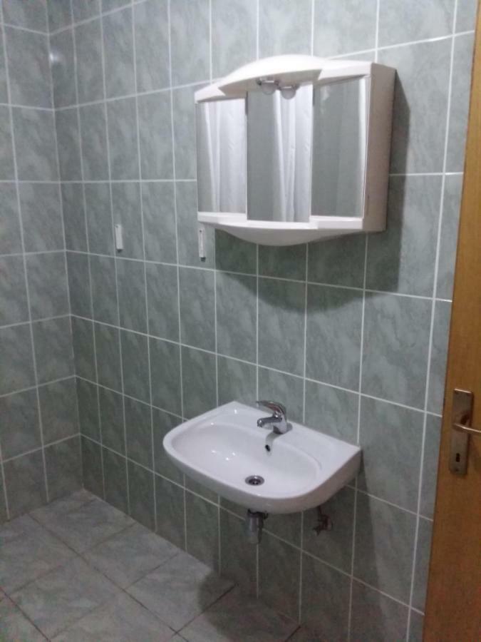 Apartments Villa Cherry Novalja Bagian luar foto